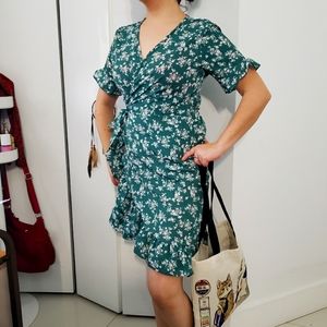 GREEN FLORAL DRESS SIZE S